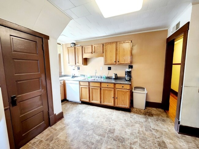 Photo - 21 Marion St Unit 21-301