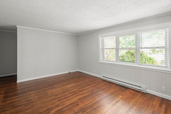 Photo - West Asheville Apartment - One Bedroom Plus Office Unit #2
