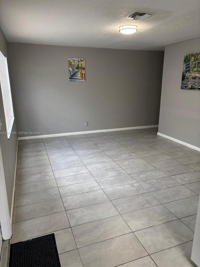 Photo - 931 SW 80th Ave Unit A