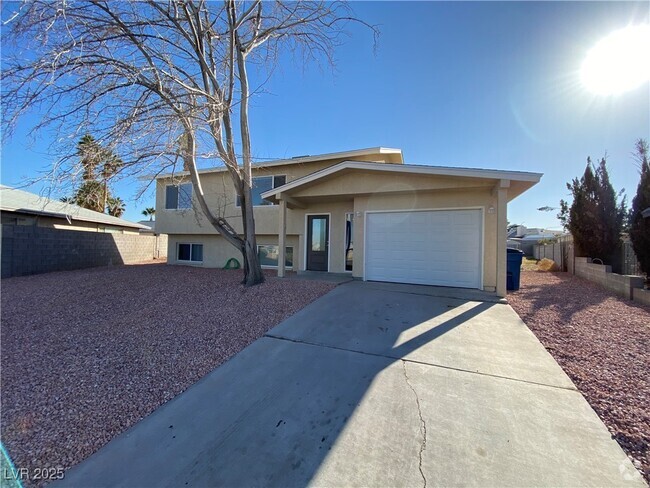 Building Photo - 7409 Bagdad Ct Rental