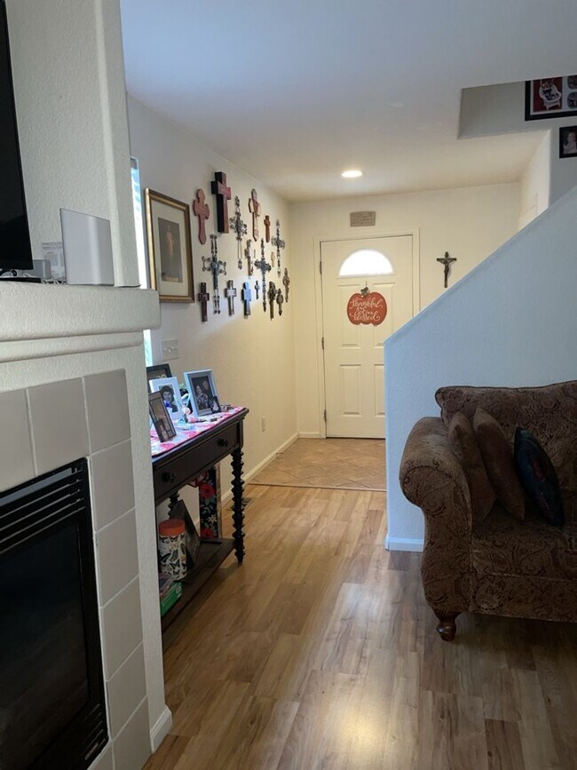 Photo - 1835 Elk Springs St Unit 1835