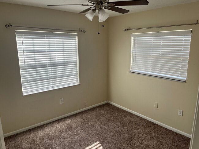 Photo - 604 Princeton St