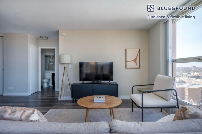 Photo - 5600 N Sheridan Rd Unit FL12-ID921