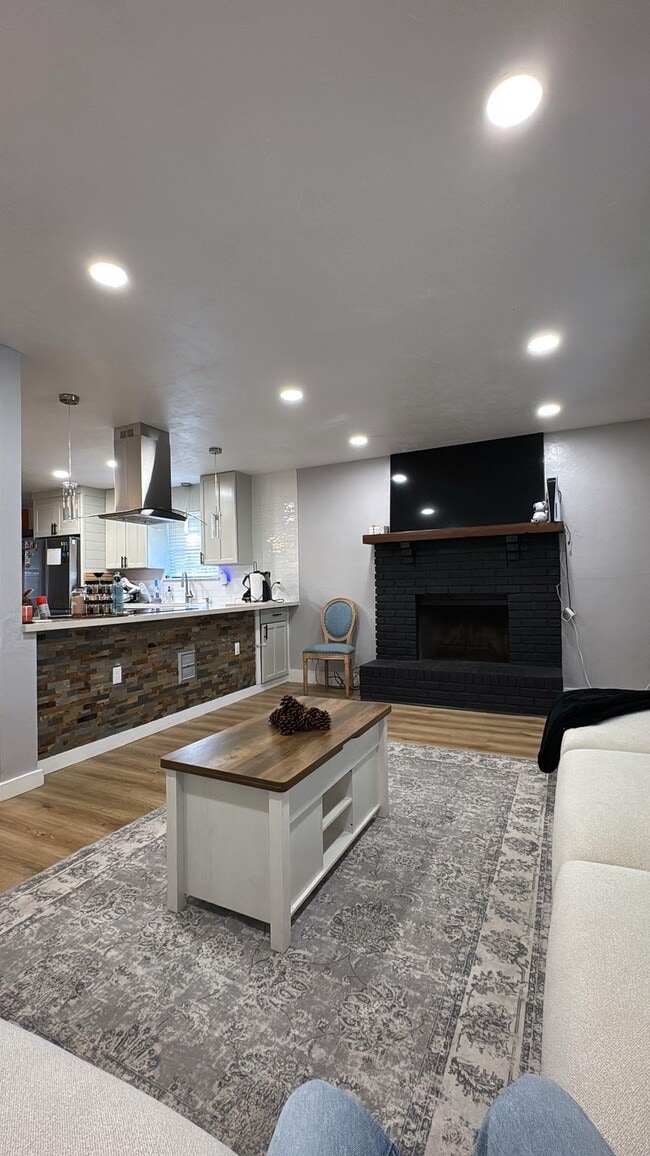 Photo - 2348 Merrigan Pl