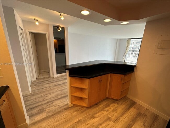 Photo - 200 SE 15th Rd Unit 15