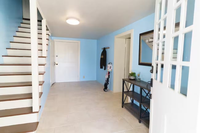 Photo - 1411 College St Unit College St