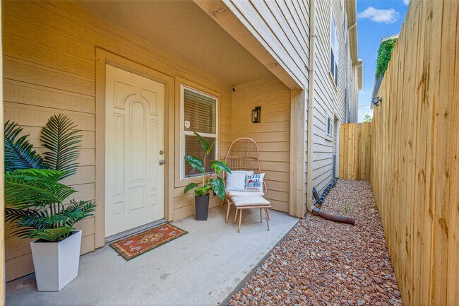 Photo - 1505 Wentworth St