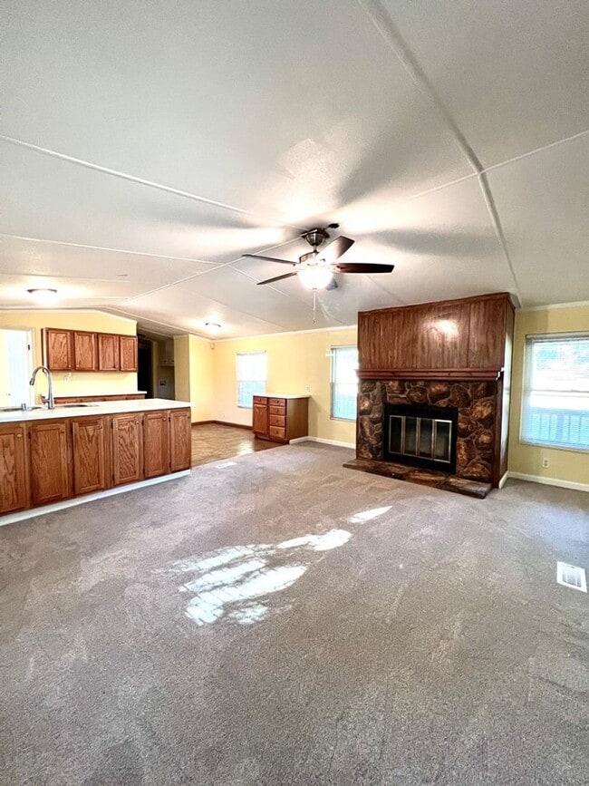 Photo - 2 Bedroom On Nicely Sized Lot