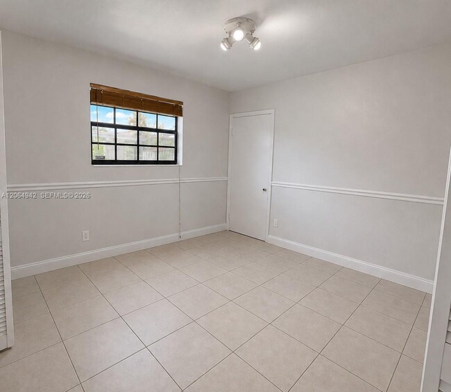 525 SW 78th Ct Unit 525