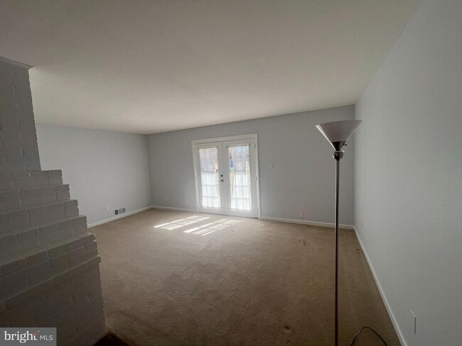 Photo - 13209 Thornton Dr