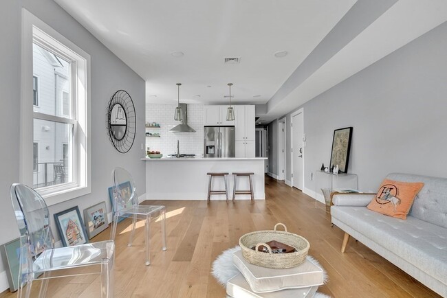 Photo - 19 Plymouth St Unit 1