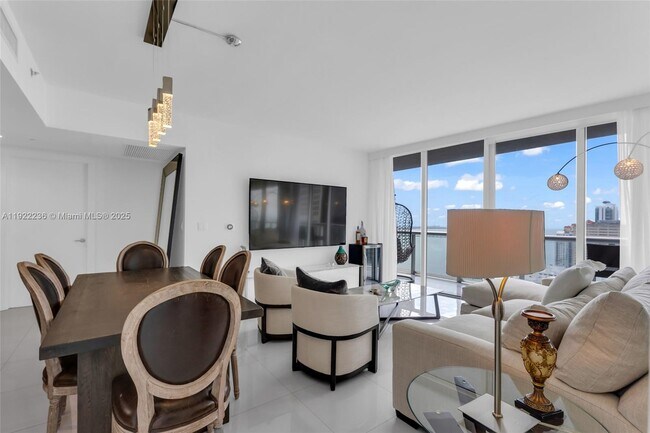 Photo - 495 Brickell Ave Unit 3511