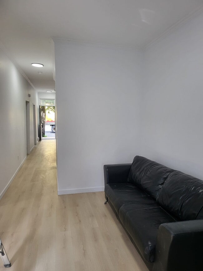 Photo - 5136 Av Papineau