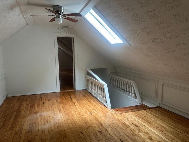 Photo - 811 3rd Ave