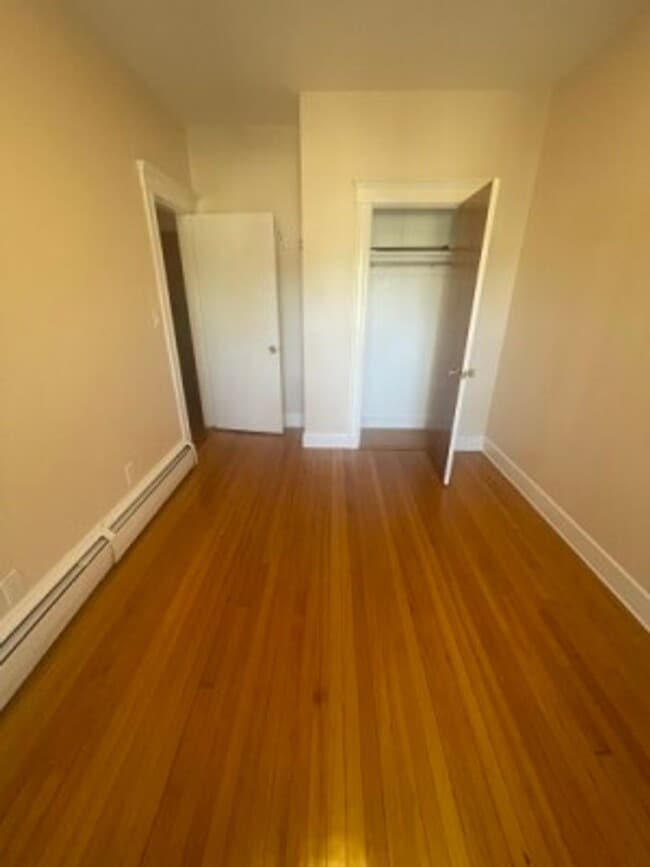 Photo - Brookline 2 bedroom apartment - H&HW Included - Close to Trains - NO BROKER FEE