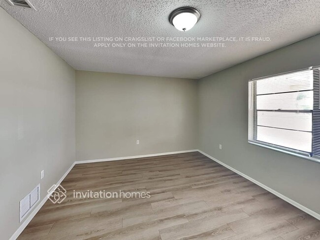 Photo - 4628 Masefield Pl