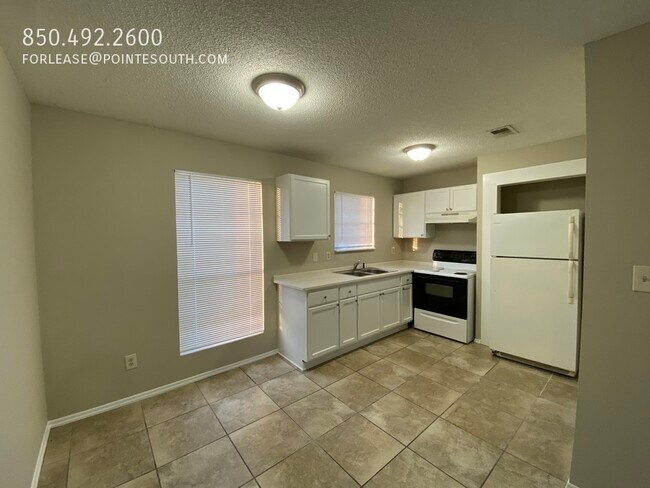 Photo - 6394 Schoel Ln