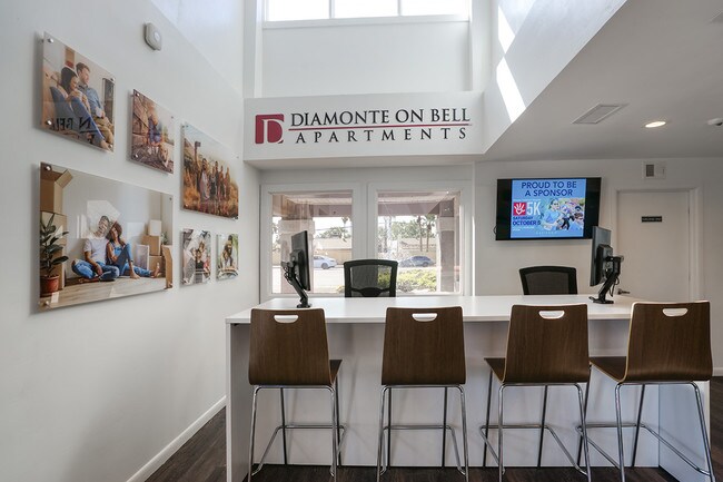 Photo - Diamonte on Bell