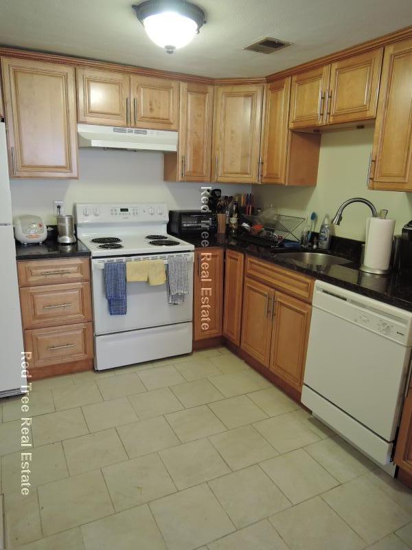 Photo - 361 Faneuil St Unit 3