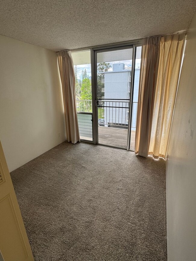 Photo - 1600 Wilikina Dr Unit B606