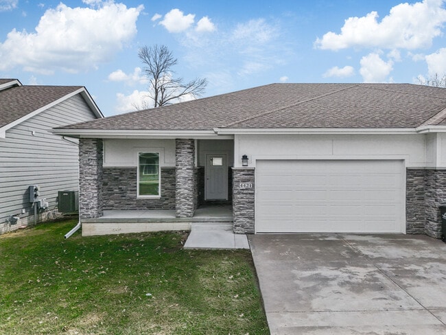 4419 Lower Beaver Rd - 4419 Lower Beaver Rd Townhome