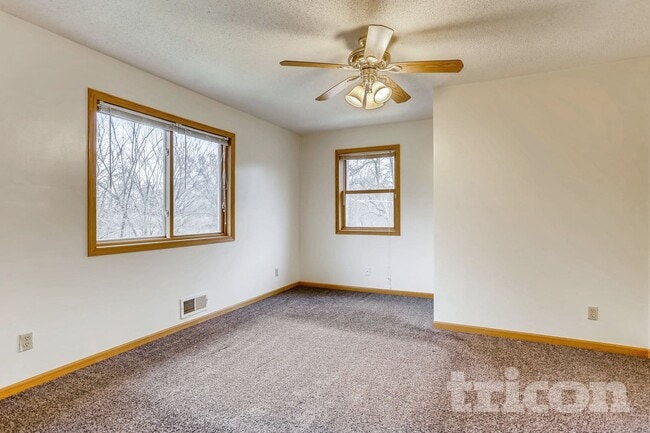 Photo - 2144 Sherwood Ave