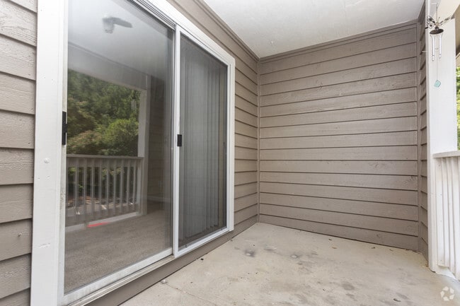 3HAB, 2BA - 1248 ft² - Lake Crossing Apartment Homes