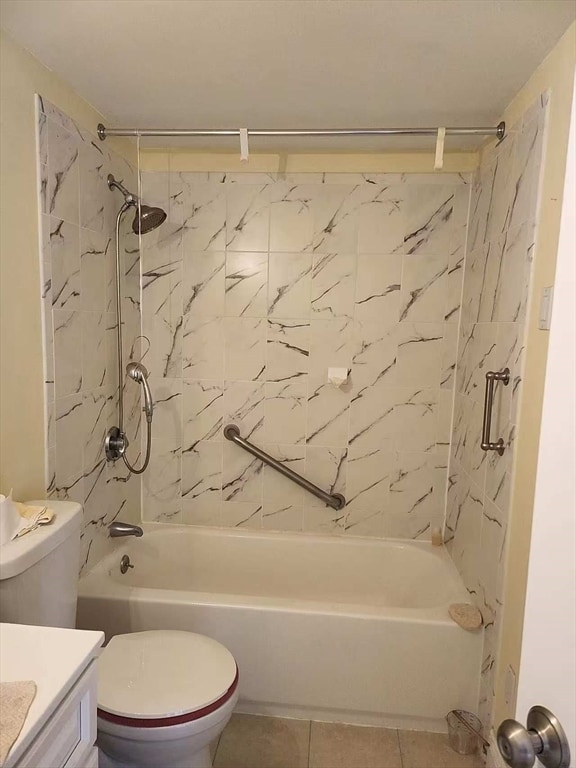 Photo - 284 Quincy Ave Unidad 2