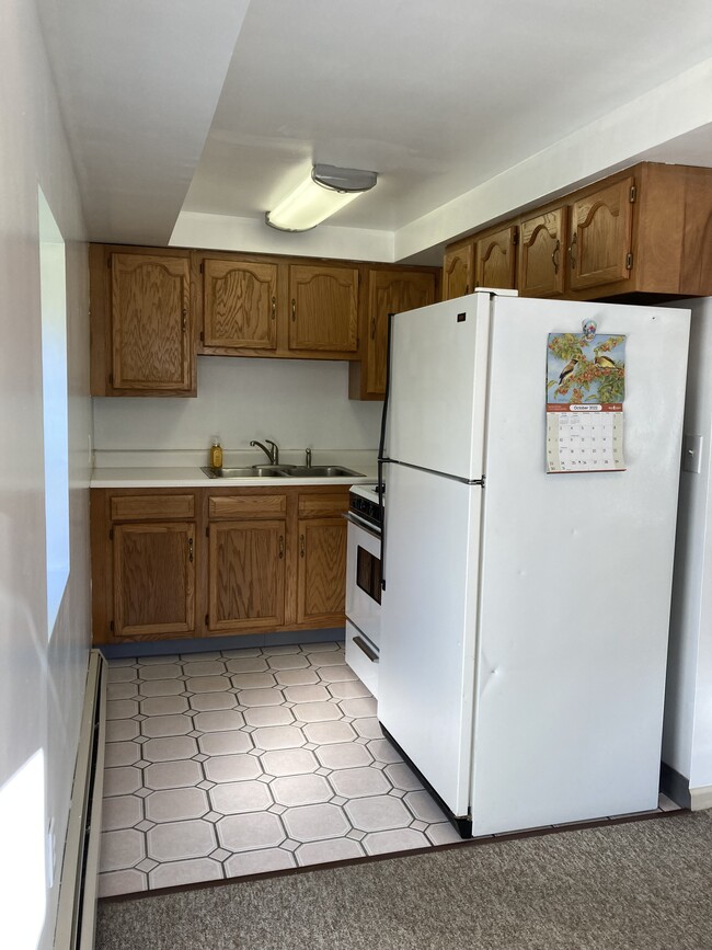 Kitchen - 816 14th Ave Unit Rear House