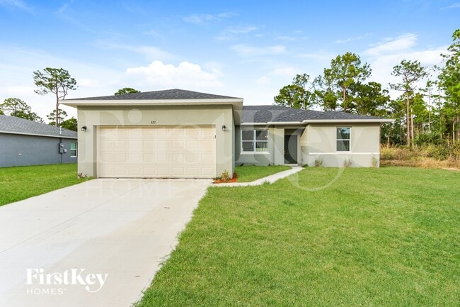 Building Photo - 571 Reading St SE