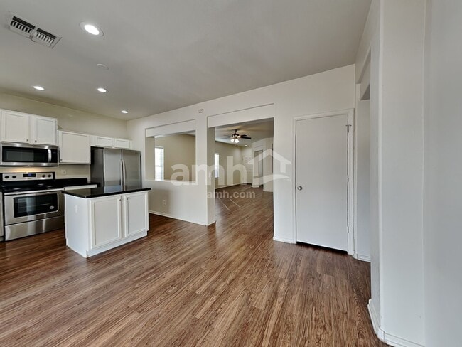 Photo - 12930 W Clarendon Ave