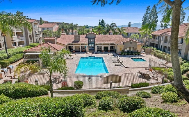 Photo - 1020 La Terraza Cir Unidad 306