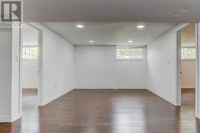 Photo - 432 Crosby Ave