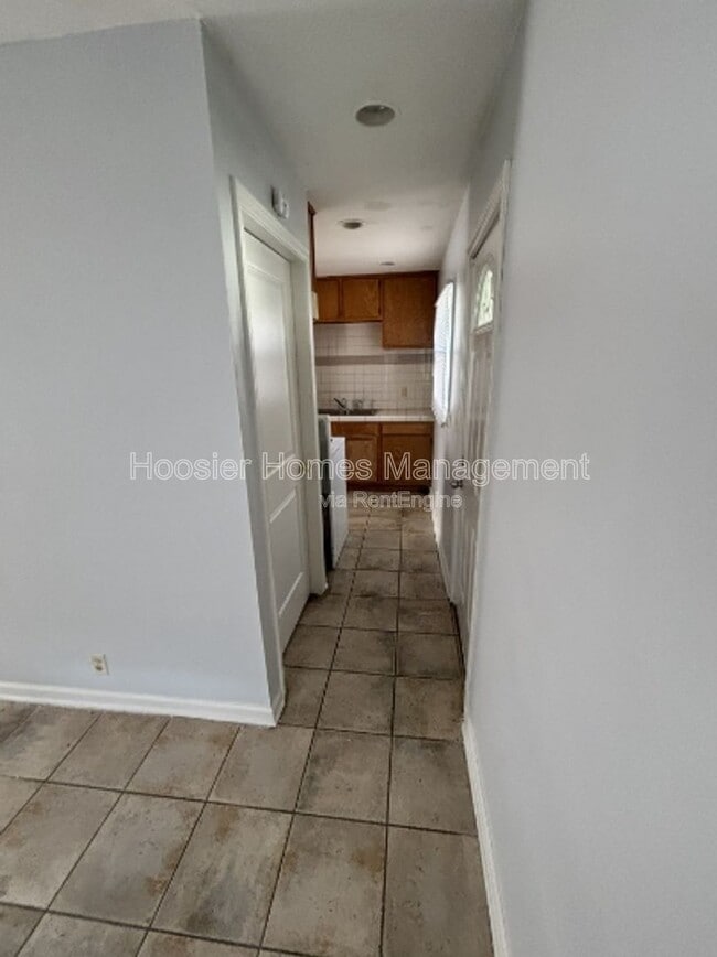 Photo - 1902 E 35th St