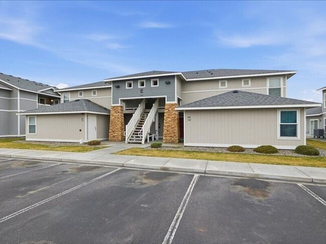 Photo - 6405 Chapel Hill Blvd