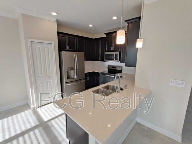 Photo - 1242 Sandwedge St