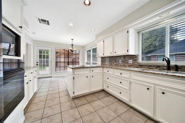 Photo - 3939 Fawn Creek Dr