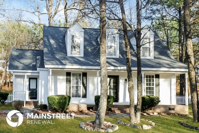 Building Photo - 90 Cedarhurst Ln