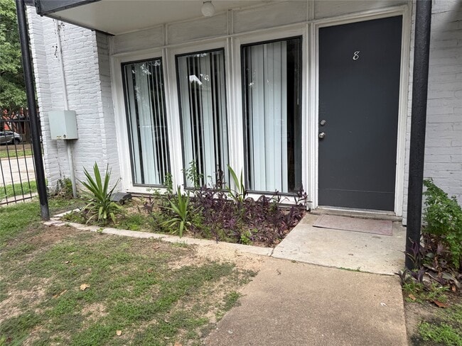 Photo - 1000 Heights Blvd Unit True