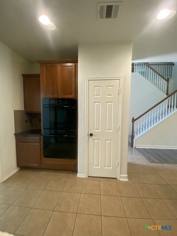 Photo - 7105 Golden Oak Ln