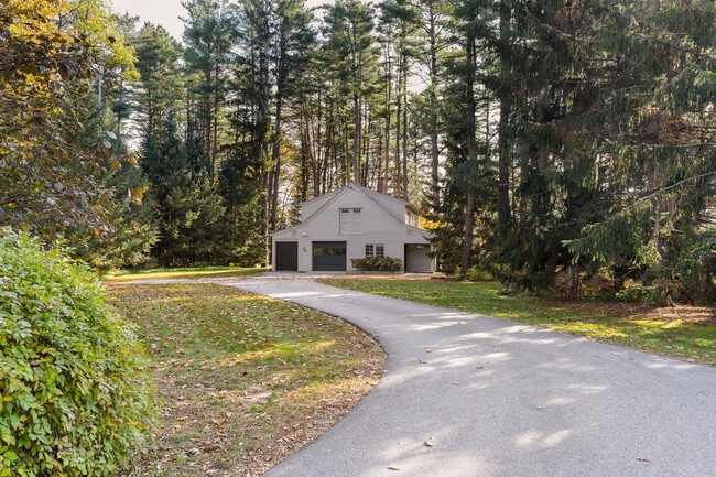 Photo - 7 Old Mill Rd