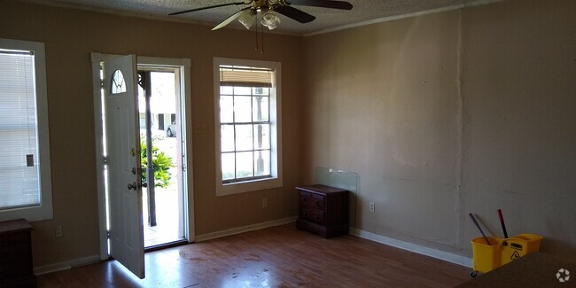 Building Photo - 3534 Chimira Ln Unit A Rental