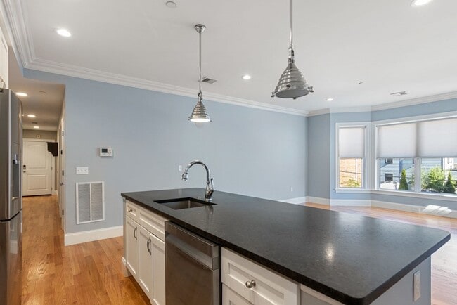 Photo - 15 Preble St Unit 4