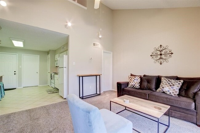 Photo - 12900 Walden Rd Unit 202B