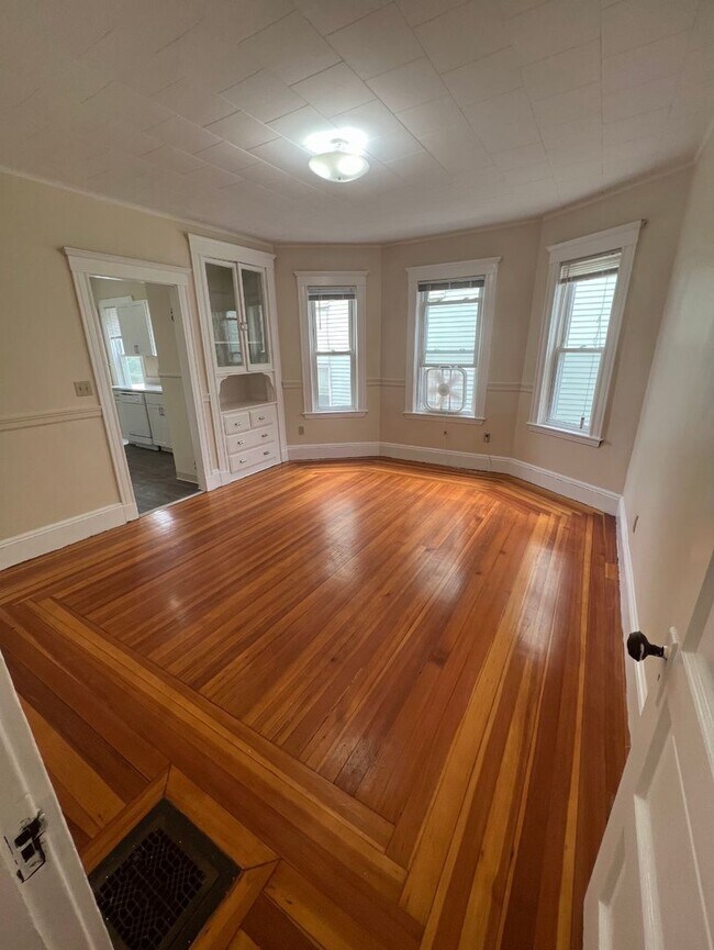 Photo - 37 Porter St Unit 1