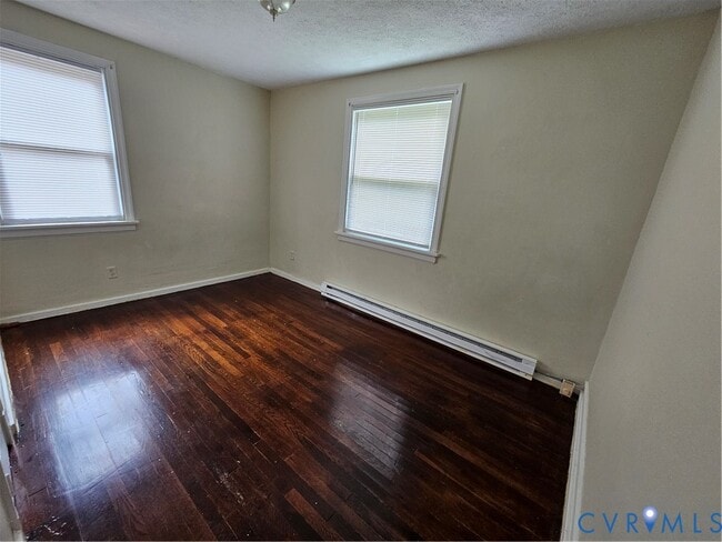 Photo - 2405 Granville Ave