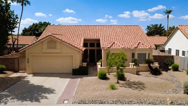 Building Photo - 1601 W Oakland St