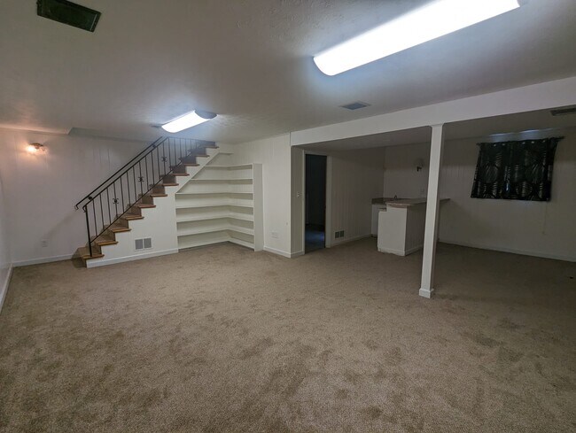 Photo - 249 River Oak Dr