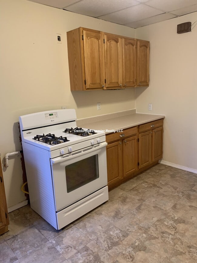 Photo - 130 Talbot Ave Unit 3