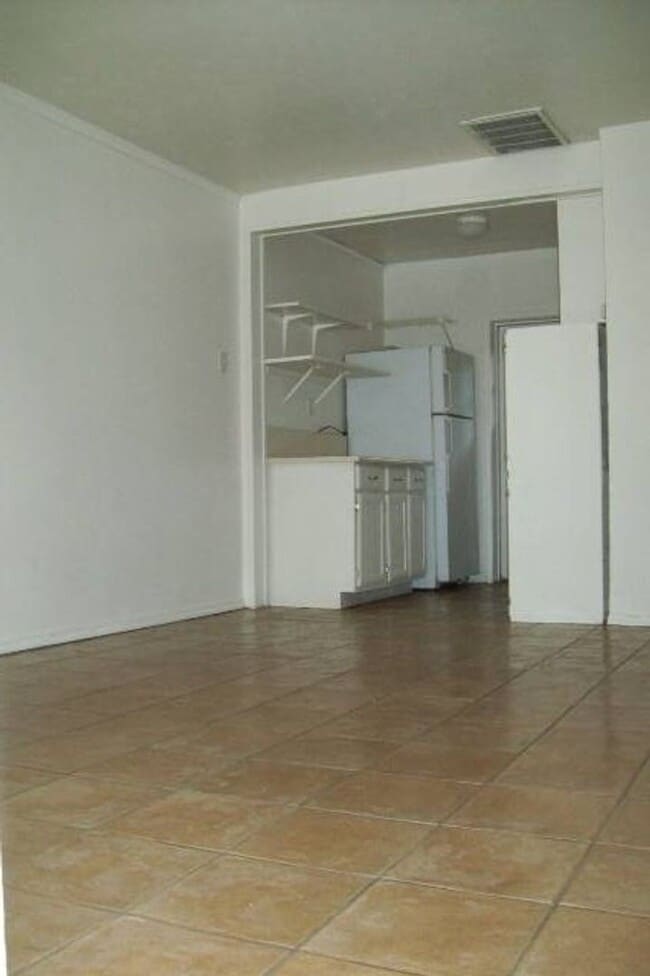 Photo - ? 1 Bed 1 Bath in Tempe